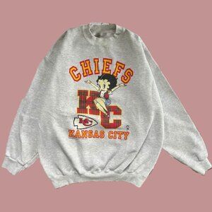 VINTAGE 1994 KC CHIEFS BETTY BOOP SWEATSHIRT- GREY NFL SHIRT